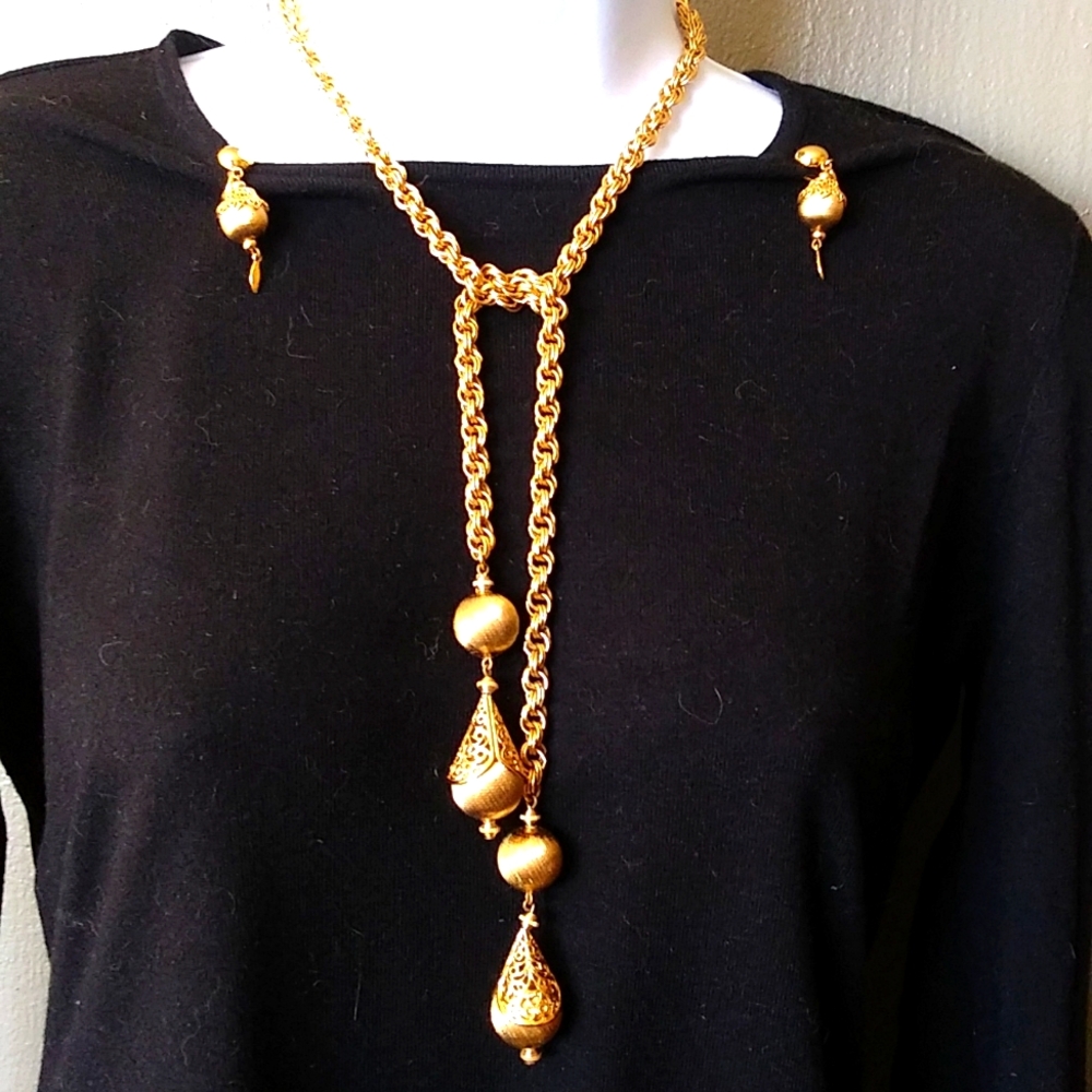 MONET 1960's Vintage Bolerno Lariat Rope/Filigree & Three Matching Earrings